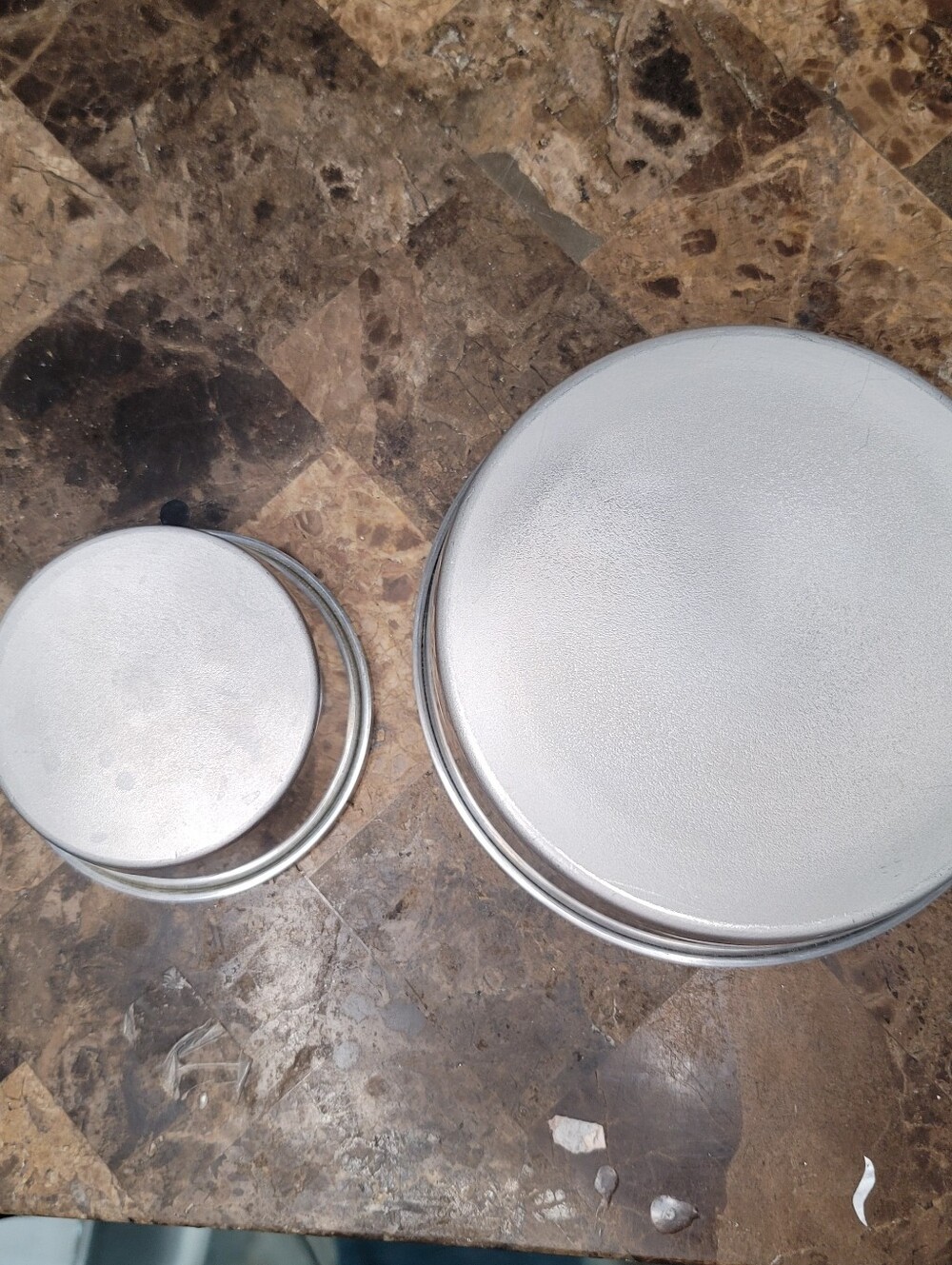 Set of 3 Aluminum Round Cake Pans Baking Tins - Picture 4 of 11